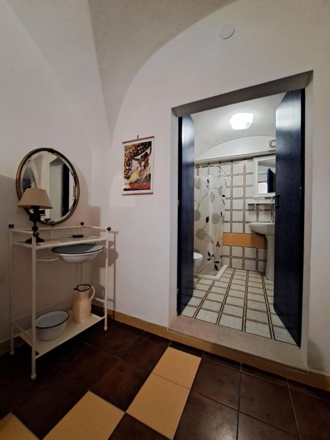 Le Case Del Capitano Aparthotel Vieste Exteriör bild